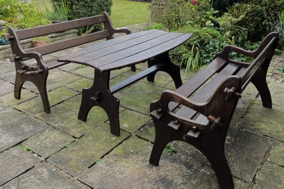 ☑️ Benches and table R V Branson, Devizes c1970