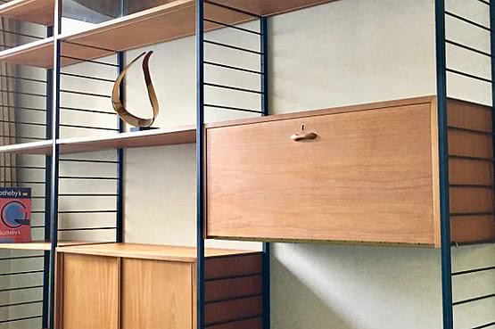 ☑️ 20th Century Decorative Arts |Ladderax 3 bay modular wall system designed by Robert Heal for Staples of Cricklewood 