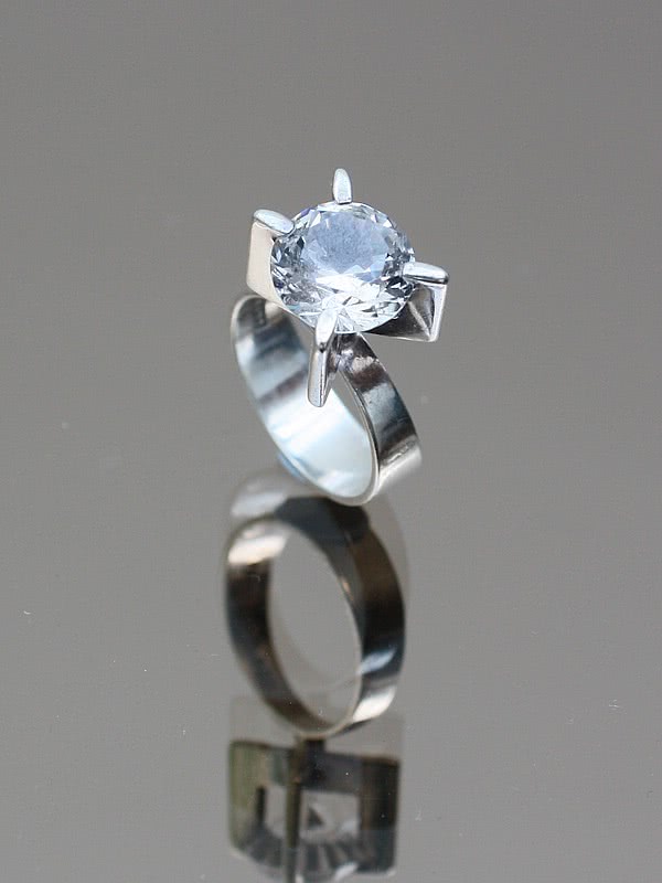  20th Century Decorative Arts |A modernist 925 silver and crystal ring, by Alton of Sweden, dated 1970.