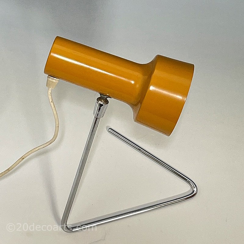 1970’s Adjustable table Lamp, mustard coloured spot light shade on a chromed zig zag base 