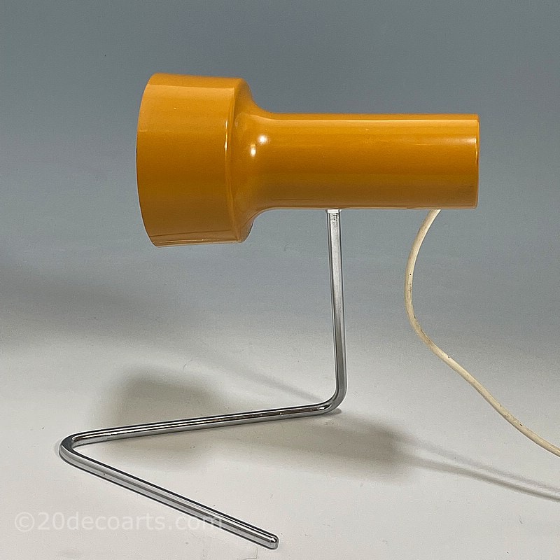 1970’s Adjustable table Lamp, mustard coloured spot light shade on a chromed zig zag base 