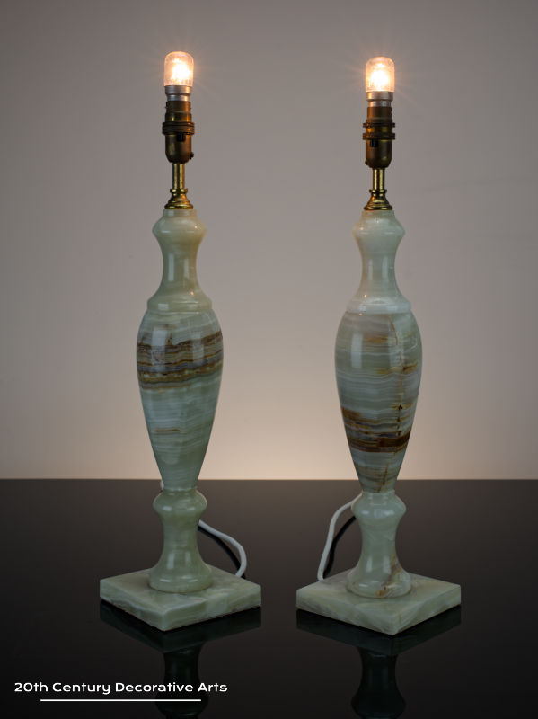 pair of mid century onyx table lamps, England, circa 1970s, the banded onyx columns with gilt-metal fittings