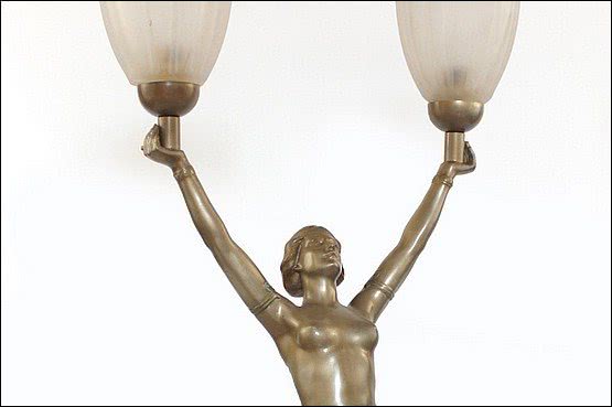 ☑️ large spelter figure art deco lamp