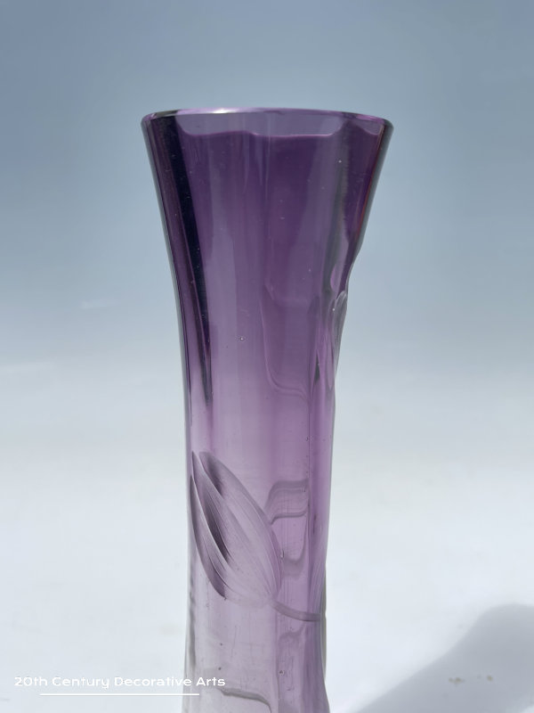  Nouveau Moser Karlsbad Intaglio Cut Amethyst Vase c1900  