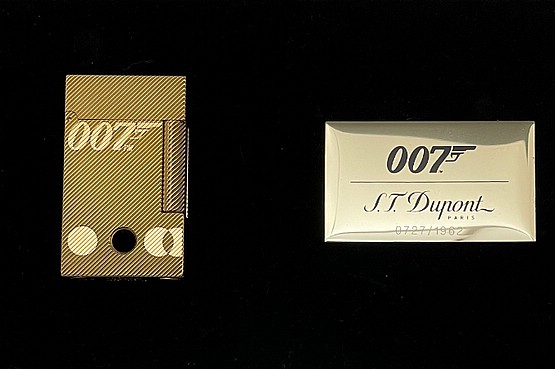 ☑️ James Bond 007 - S.T. Dupont Gold Plated Ligne 2 Lighter