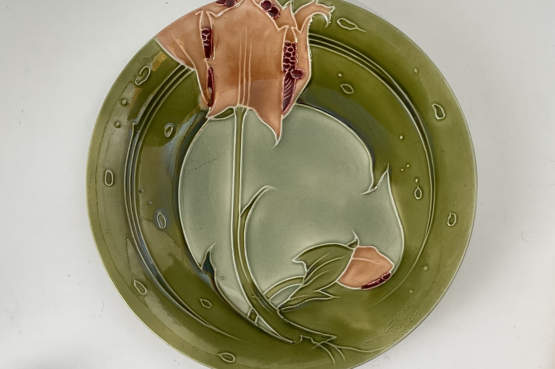☑️
minton secessionist art nouveau art pottery plate
