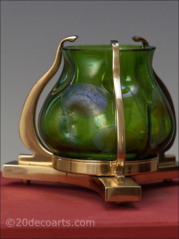 Loetz (or Kralik) Secessionist glass vase Streifen und Flecken 1900