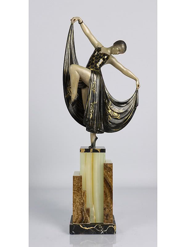  20th Century Decorative Arts |1930s art deco statue figure