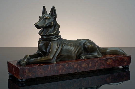 ☑️ Petrilly art deco bronze dog
