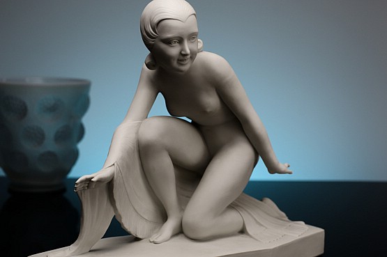 ☑️ art deco female figurines porcelain figure