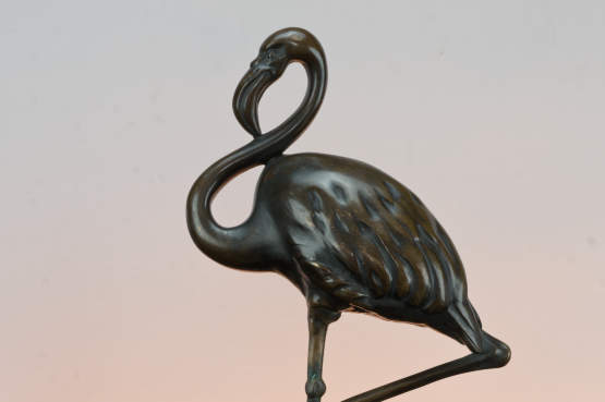 ☑️ bronze flamingo sculpture