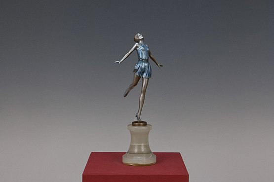 ☑️ Lorenzl art deco figurines for sale