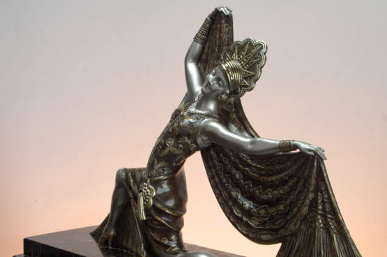 ☑️molins art deco bronze statue 
