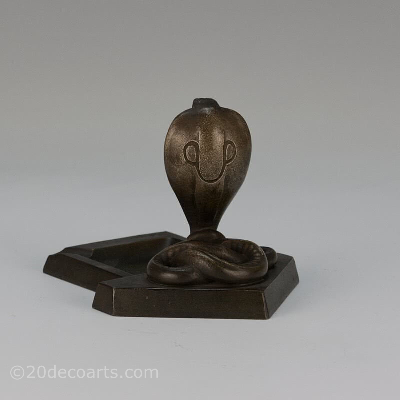  20th Century Decorative Arts |Snake Cobra - An Art Deco Ashtray