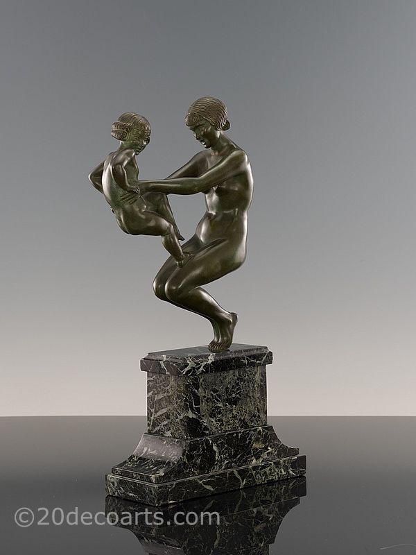 Pierre Le Faguays, Art Deco Bronze France circa 1920's  20th Century Decorative Arts