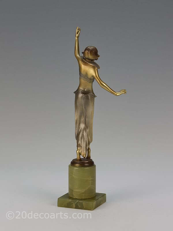  20th Century Decorative Arts | A rare Art Deco Austrian bronze figure by Josef Lorenzl, "Tempeltänzerin", circa 1930