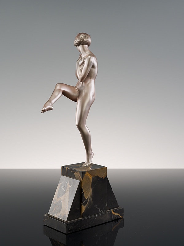 Pierre Le Faguays - An Art Deco bronze sculpture, France circa 1925 titled Shy, the young woman dancing with a drape held to her body