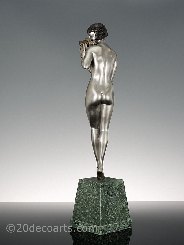  Pierre Le Faguays - An Art Deco bronze sculpture, France circa 1925 .